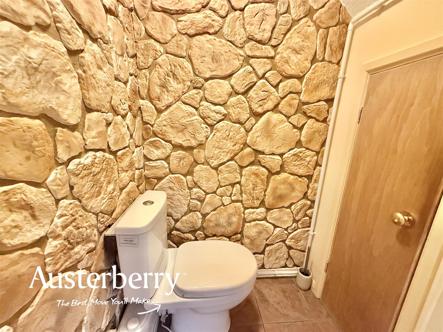 2 bed property in Helston Avenue, Stoke-On-Trent